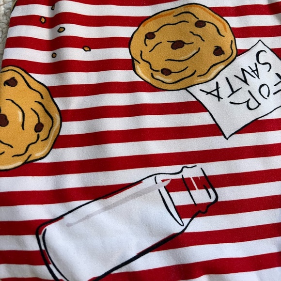 Christmas Lularoe leggings - Picture 5 of 6